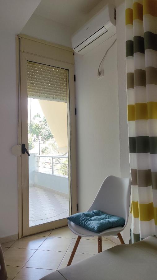 Potami Apartment - 50 Mt From The Beach Himarë Exterior foto